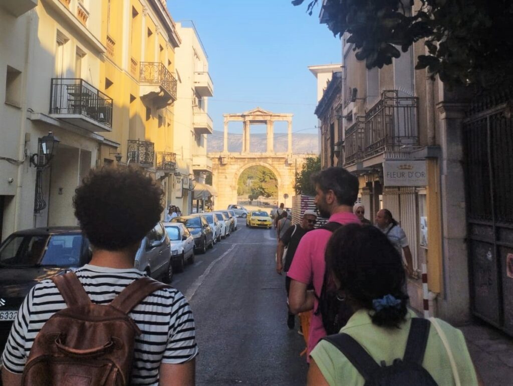 escape athens : city game greece hadrian arch